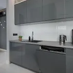 Stylish With Parking & Ac In The Centre Of Near Old Town By Renters * كراكوفيا