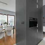 Stylish With Parking & Ac In The Centre Of Near Old Town By Renters شقة