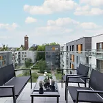 Stylish With Parking & Ac In The Centre Of Near Old Town By Renters شقة كراكوفيا